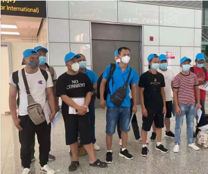 鑫正土耳其出境机场留影