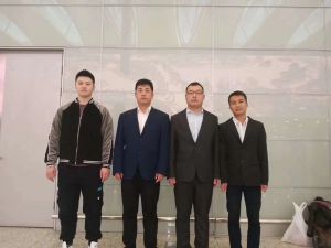鑫正日本男工出境机场留影