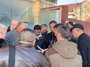 鑫正山东高速面试开会现场