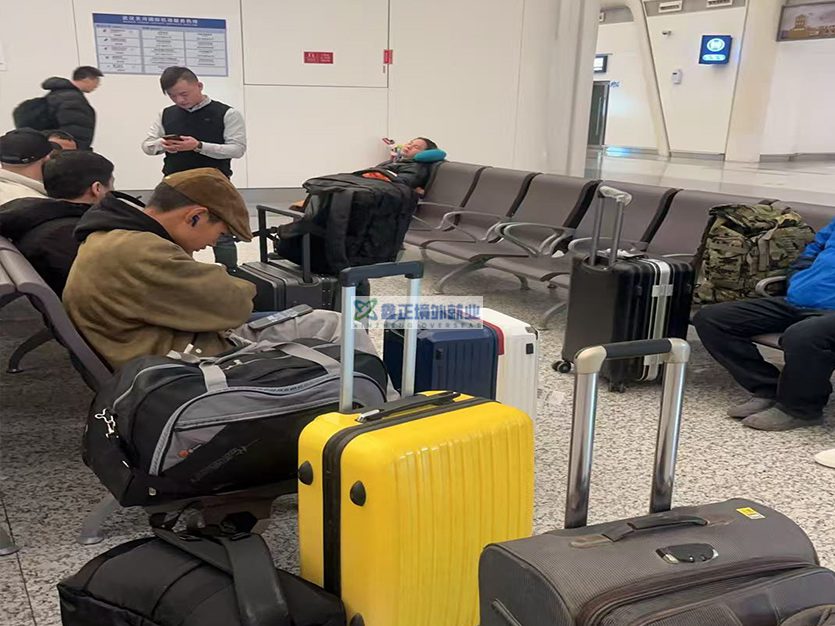 2026.2.5江苏鑫正迪拜出境